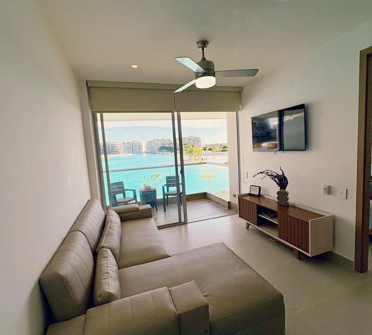 Apartamento Vista Espectacular A La Laguna, Bahía Kristal Cartagena