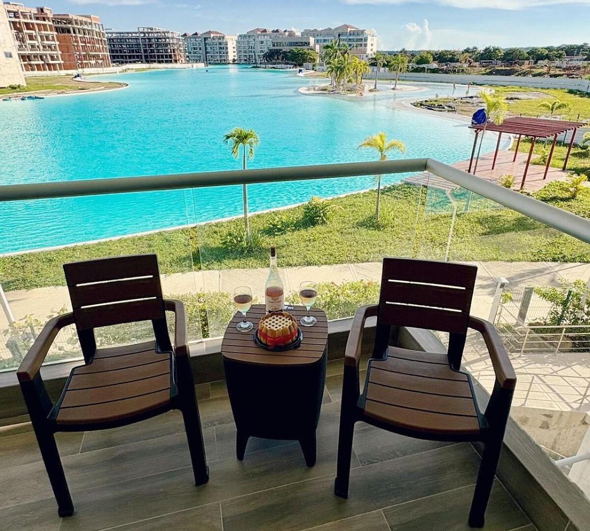 Vista Espectacular A La Laguna, Bahía Kristal Apartamento