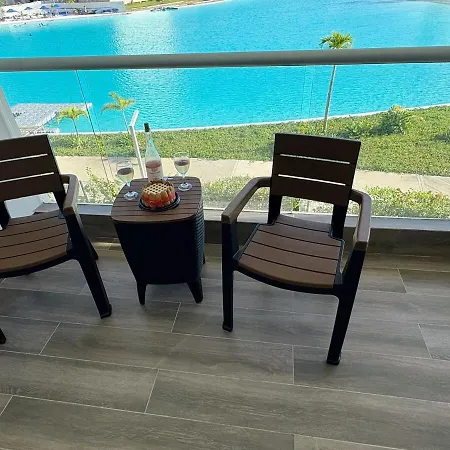 Vista Espectacular A La Laguna, Bahía Kristal Apartamento
