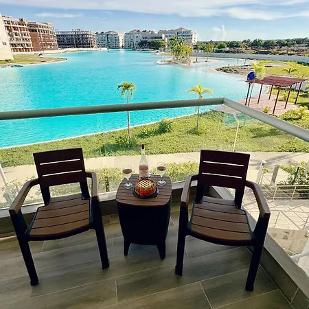 Vista Espectacular A La Laguna, Bahía Kristal Apartamento